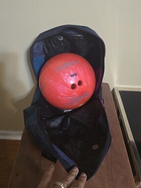 AMF Xtreme Bowling Ball Hit Pink "Marie" 8 Pounds W/ Brunswick Carrying Case